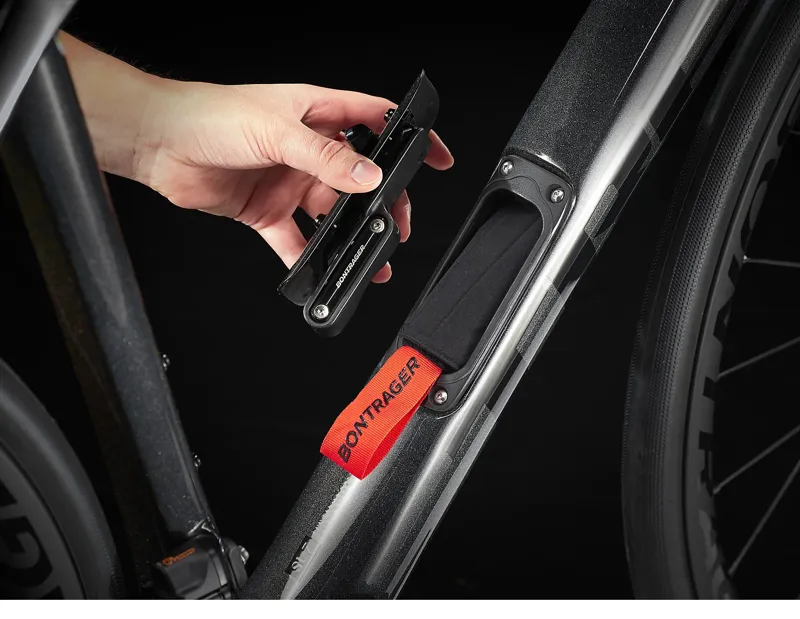 Trek Domane SL 7 Road Bike in Dark Prismatic/Trek Black Size 44cm-7